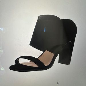 42 Gold brand new black suede heels size 7.5.  Beautiful at every angle.